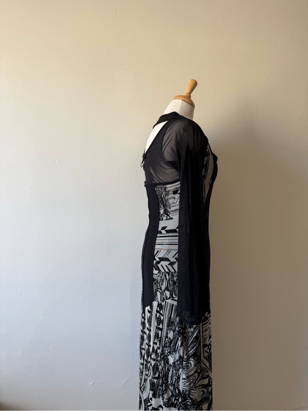 Vintage God Save Queens Avant-Garde Mesh Maxi Dress Black White Abstract Print - Picture 10 of 14